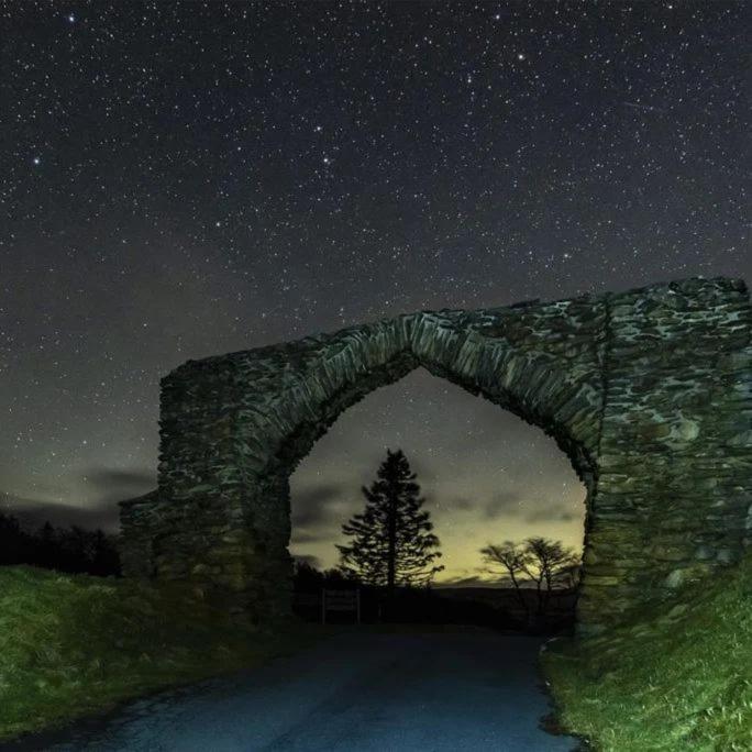 Forester'S Retreat Glamping - Dinas View Hotel Aberystwyth Bagian luar foto